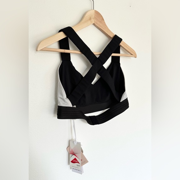 NO KA OI Mahina Ola NWT Sports Bra Size L 8‎ Silver Metallic - Picture 8 of 9